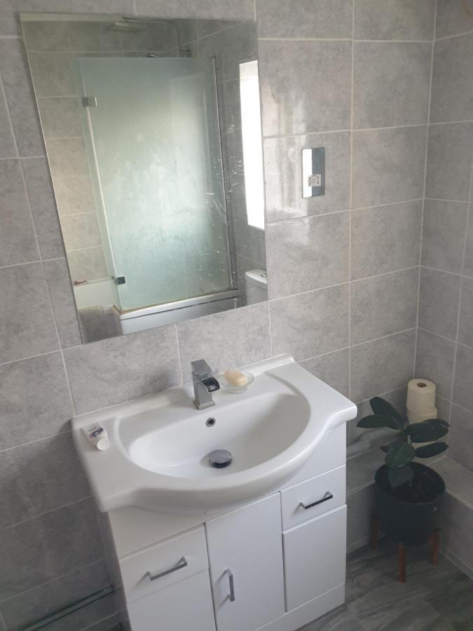 Harry Potter Theme Double Room In Shared House Watford  Esterno foto