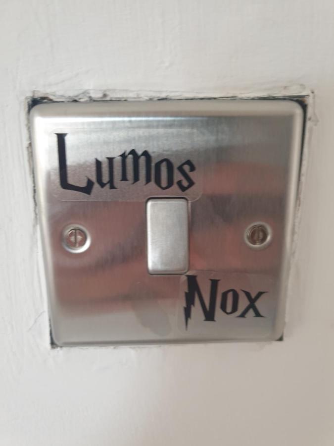 Harry Potter Theme Double Room In Shared House Watford  Esterno foto